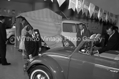 VW-Dealer-4-611840