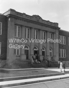 Central-High-1938065