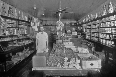 12_Grocery_Clerk_1920s