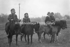 Mule Day 1936 at Pillow ParkBity Crozier Crozier and three other girls