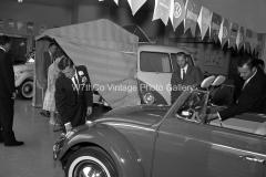 VW-Dealer-4-611840